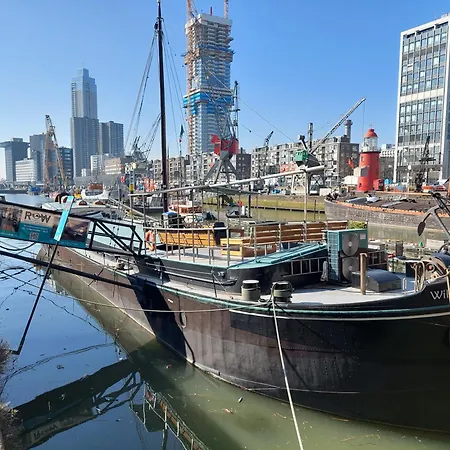 Botel Boat On Water Hele Schip 4 Rotterdam