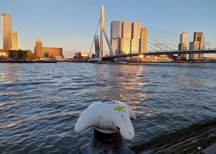 Boat On Water Hele Schip 4 *